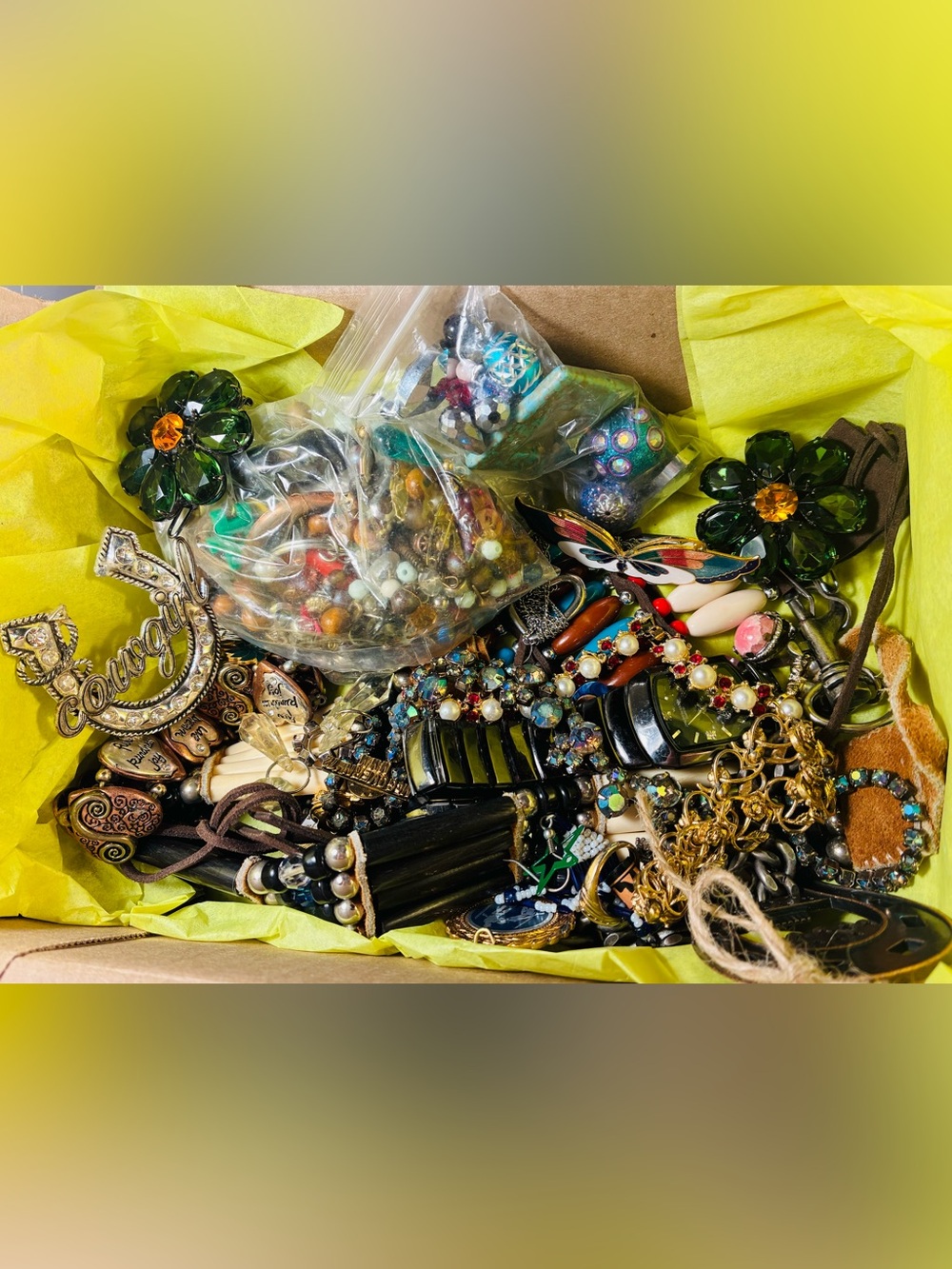 Vintage Junk Jewelry & Beads To Repurpose